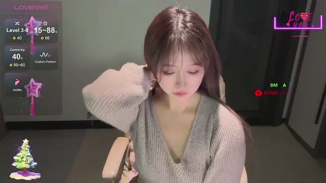 Snapshot of -Yokyo chatting on March 2025 09:26:02 PM -Yokyo online show from March 2025 09:26:02 PM