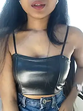 Snapshot of Rinika_67 chatting on May 2026 04:31:02 AM Rinika 67 online show from May 2026 04:31:02 AM