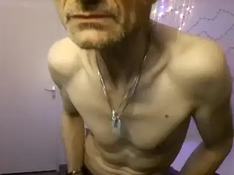 brunoguunot online show from December 2024 10:20:01 PM