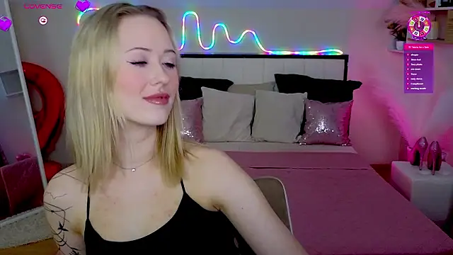 Snapshot of SashaBrooks chatting on March 2026 02:10:02 PM SashaBrooks online show from March 2026 02:10:02 PM