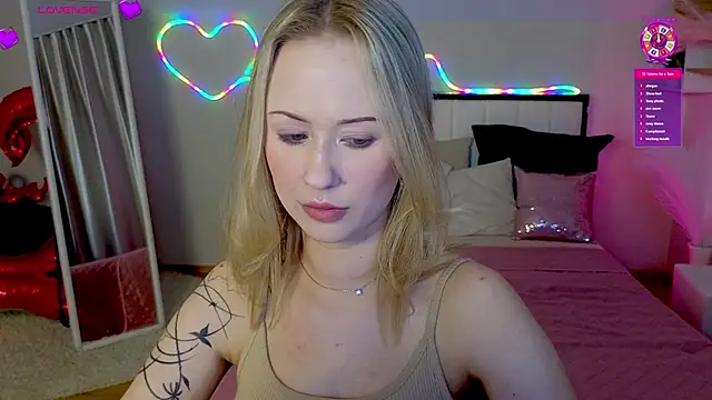 Snapshot of SashaBrooks chatting on March 2026 04:56:02 PM SashaBrooks online show from March 2026 04:56:02 PM