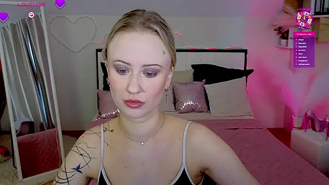 Snapshot of SashaBrooks chatting on March 2026 02:10:02 PM SashaBrooks online show from March 2026 02:10:02 PM