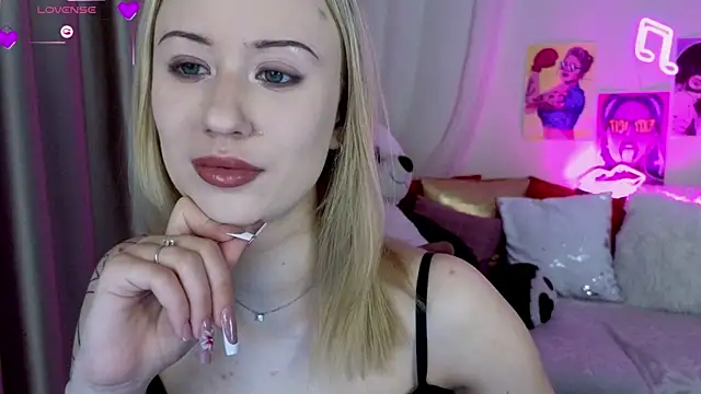 Snapshot of SashaBrooks chatting on March 2026 02:11:02 PM SashaBrooks online show from March 2026 02:11:02 PM