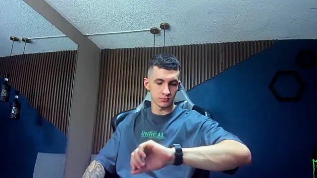 JacksonOlsenn online show from January 2025 03:14:02 PM