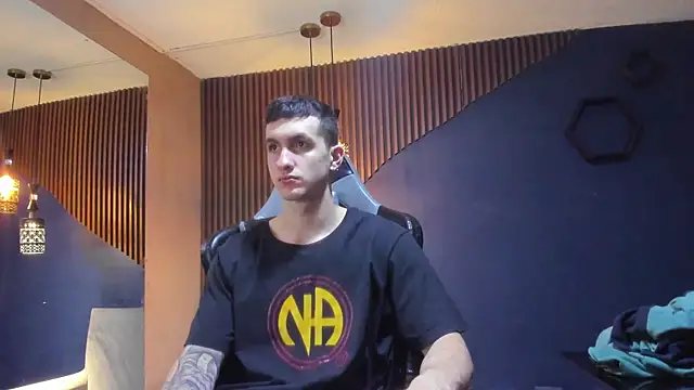 JacksonOlsenn online show from March 2025 12:14:02 PM