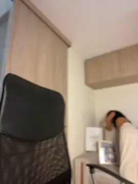 maddy bronw  online show from January 2025 10:12:02 PM