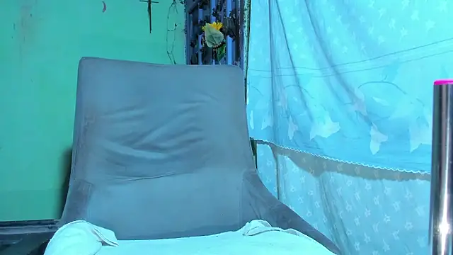 evelyn wine online show from February 2026 09:55:01 PM