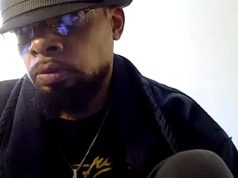 Snapshot of WhiskeyWood_DuhGOD chatting on December 2024 08:58:02 PM WhiskeyWood DuhGOD online show from December 2024 08:58:02 PM