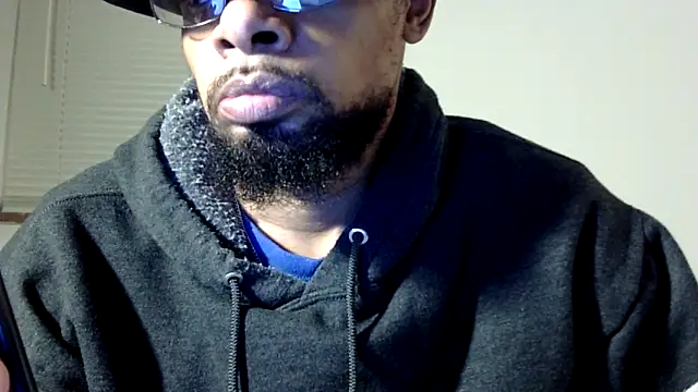 Snapshot of WhiskeyWood_DuhGOD chatting on February 2025 02:17:02 AM WhiskeyWood DuhGOD online show from February 2025 02:17:02 AM
