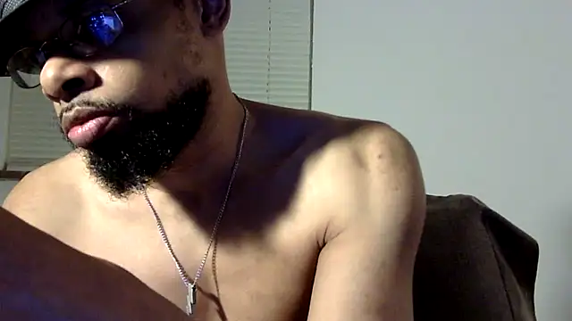 Snapshot of WhiskeyWood_DuhGOD chatting on March 2025 02:09:02 AM WhiskeyWood DuhGOD online show from March 2025 02:09:02 AM