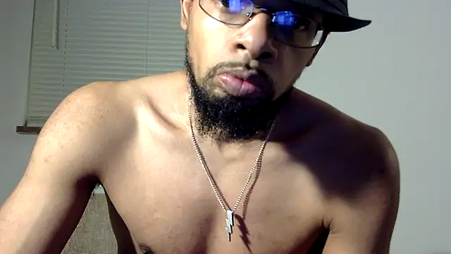 Snapshot of WhiskeyWood_DuhGOD chatting on March 2025 01:54:01 AM WhiskeyWood DuhGOD online show from March 2025 01:54:01 AM