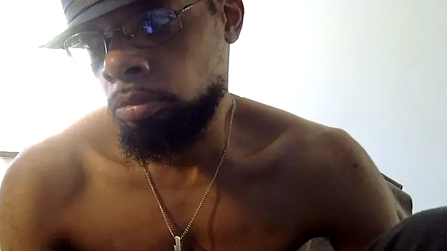 Snapshot of WhiskeyWood_DuhGOD chatting on March 2025 07:35:01 PM WhiskeyWood DuhGOD online show from March 2025 07:35:01 PM