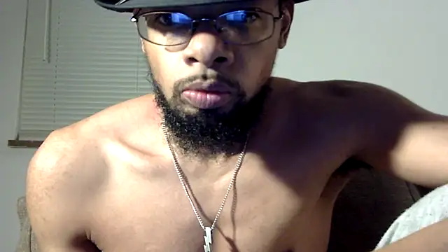 Snapshot of WhiskeyWood_DuhGOD chatting on March 2025 01:53:02 AM WhiskeyWood DuhGOD online show from March 2025 01:53:02 AM