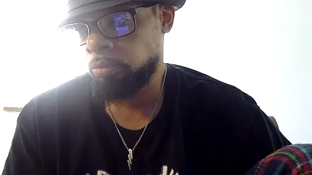 Snapshot of WhiskeyWood_DuhGOD chatting on October 2025 05:04:02 PM WhiskeyWood DuhGOD online show from October 2025 05:04:02 PM