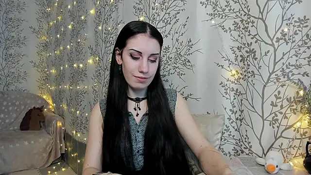 Snapshot of Mary0Lou chatting on December 2024 03:30:01 AM Mary0Lou online show from December 2024 03:30:01 AM