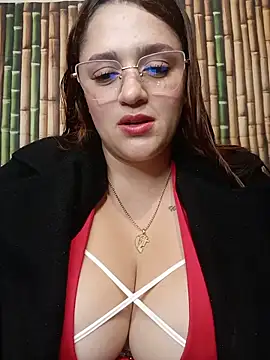 hanna-a online show from June 2026 07:51:01 PM