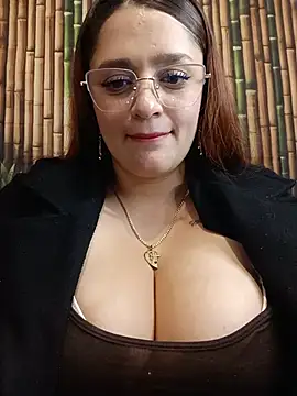 hanna-a online show from July 2026 04:11:01 PM