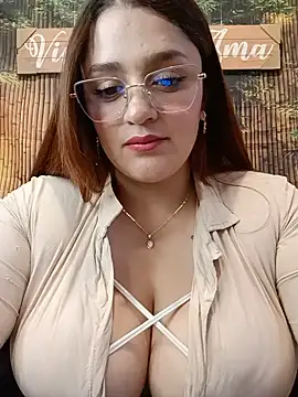 hanna-a online show from July 2026 07:45:01 PM