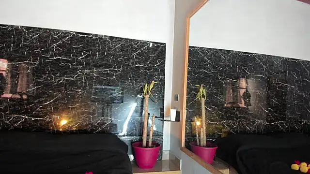 ronnie 7777 online show from December 2024 03:59:02 PM