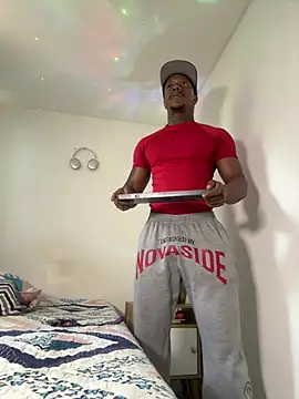 ronnie 7777 online show from February 2026 07:21:01 PM