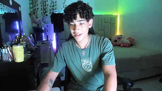 jake willianss online show from April 2026 08:39:01 PM