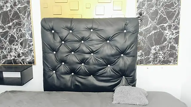 scarlett w0lf online show from January 2025 09:41:01 PM