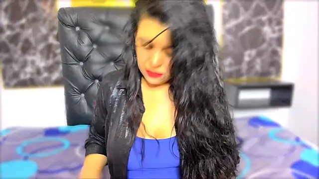 scarlett w0lf online show from October 2025 03:32:01 PM