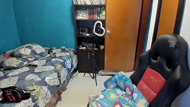Snapshot of peanut_tangerine chatting on September 2025 10:32:01 PM peanut tangerine online show from September 2025 10:32:01 PM