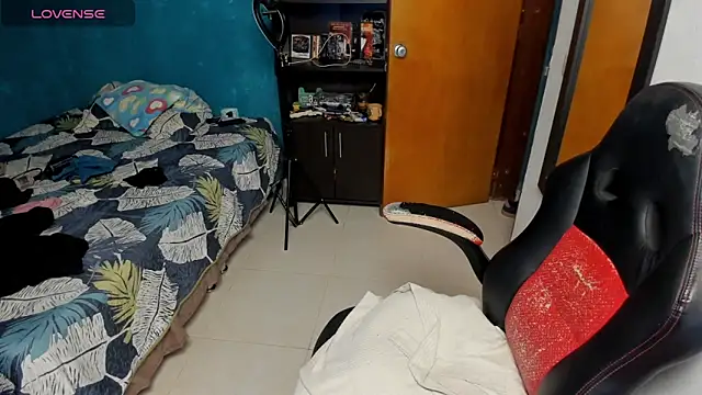 Snapshot of peanut_tangerine chatting on September 2025 11:06:02 PM peanut tangerine online show from September 2025 11:06:02 PM