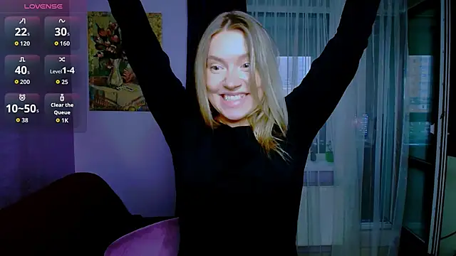 Snapshot of TaylorBre chatting on October 2025 06:11:02 AM TaylorBre online show from October 2025 06:11:02 AM