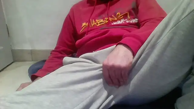 Snapshot of Ariete80s chatting on March 2025 07:02:01 PM Ariete80s online show from March 2025 07:02:01 PM