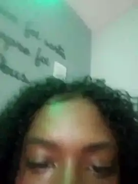 pretinhanovinha online show from February 2026 06:51:01 AM