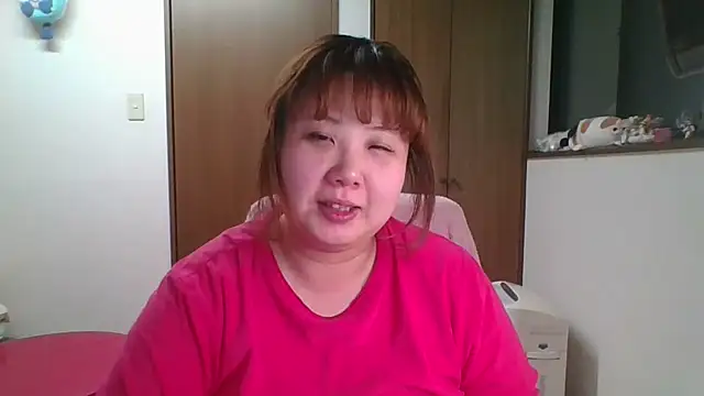 SAKU-RA-chan online show from March 2026 02:49:02 PM