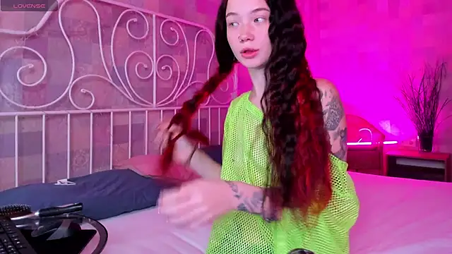 Kira yoon online show from January 2025 12:06:02 AM