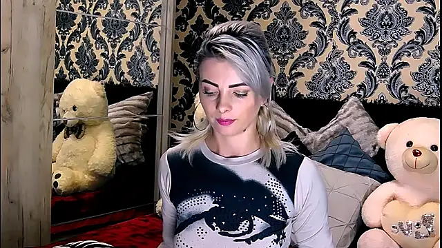 Snapshot of Aly_girl1 chatting on December 2024 12:38:02 PM Aly girl1 online show from December 2024 12:38:02 PM