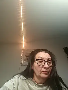 Genoveva73sexy online show from December 2024 01:45:02 PM