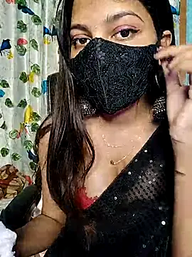 Reena Singh53 online show from February 2025 12:50:01 PM