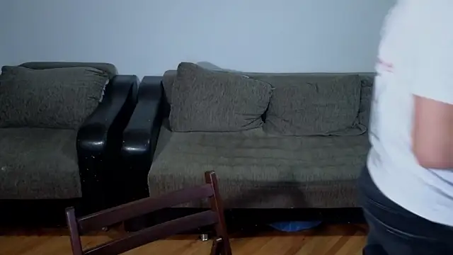 JohnnyStepBro online show from October 2025 05:08:02 PM