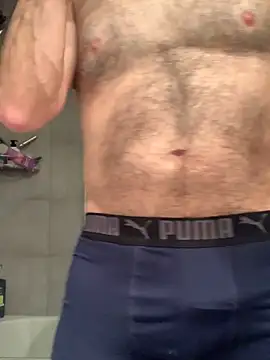 Snapshot of MaxVain chatting on March 2025 01:56:02 AM MaxVain online show from March 2025 01:56:02 AM