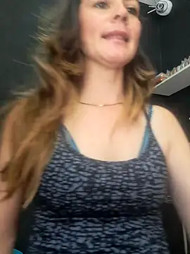 Hanny 24 online show from September 2025 02:19:01 PM