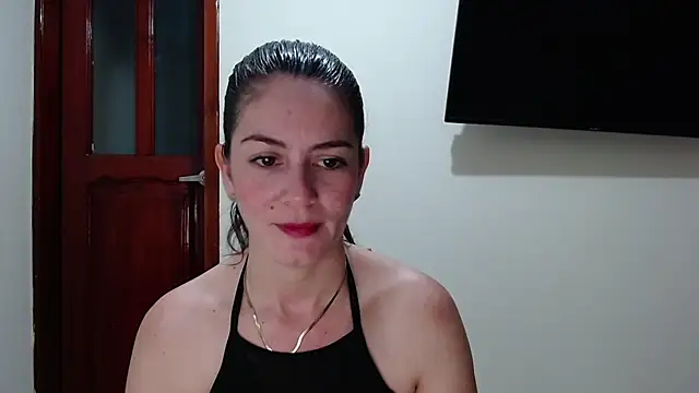 Snapshot of Hanny_24 chatting on July 2026 11:04:02 AM Hanny 24 online show from July 2026 11:04:02 AM