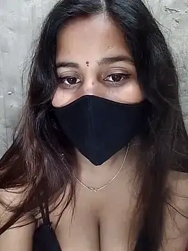 Lalisa sexy online show from February 2025 11:00:01 PM