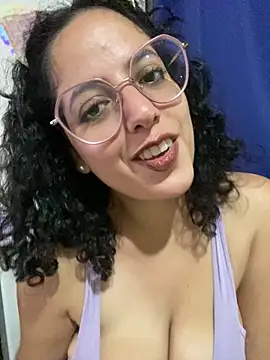 Snapshot of babyluna939 chatting on March 2025 12:29:02 AM babyluna939 online show from March 2025 12:29:02 AM