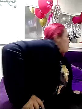 Bruja  Scarlata online show from February 2025 10:51:02 AM