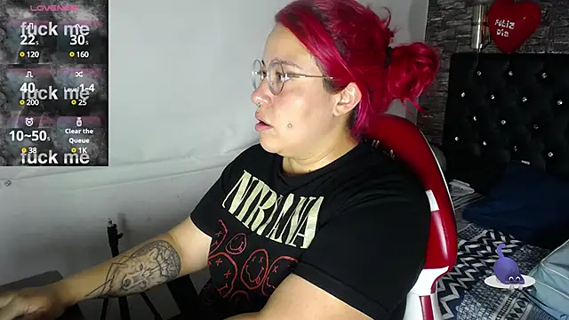 Bruja  Scarlata online show from February 2025 06:02:02 PM