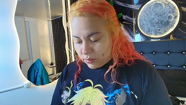 Bruja  Scarlata online show from September 2025 10:49:01 AM