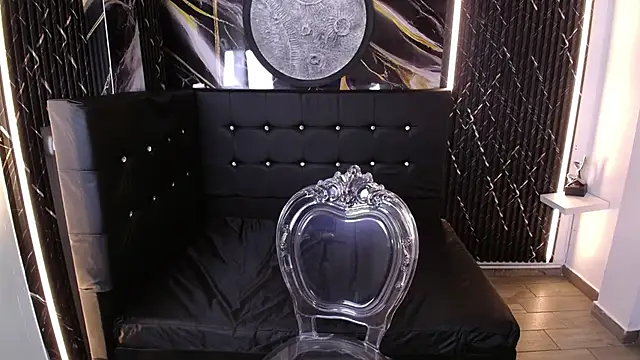 Bruja  Scarlata online show from October 2025 10:12:02 AM