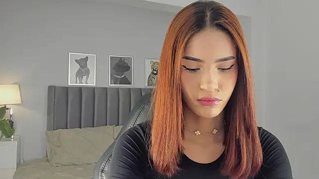 Madie  collins online show from November 2025 11:42:01 AM