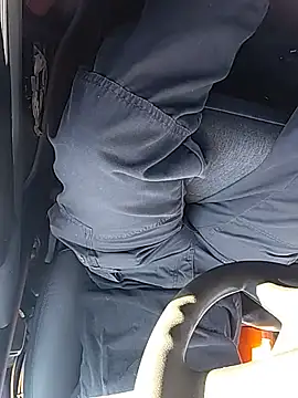 Snapshot of vanscr1 chatting on December 2025 02:24:01 PM vanscr1 online show from December 2025 02:24:01 PM