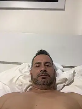 Snapshot of party2025 chatting on January 2025 01:38:02 AM party2025 online show from January 2025 01:38:02 AM